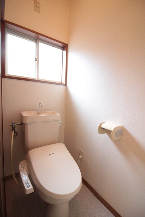 物件内観写真14　(トイレ)