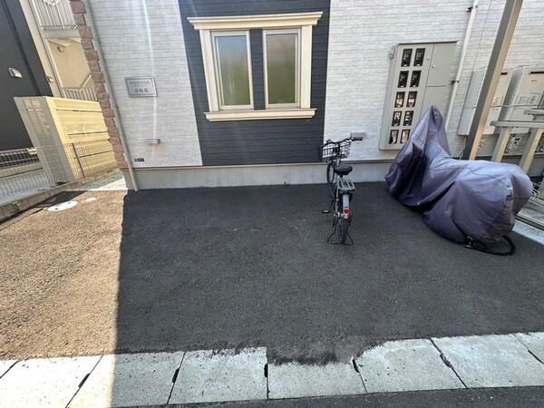 バイク置き場