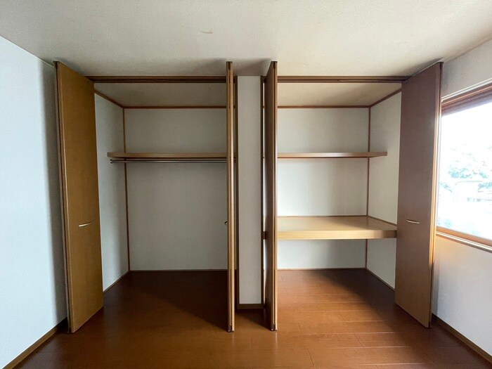 物件内観写真15　(収納)