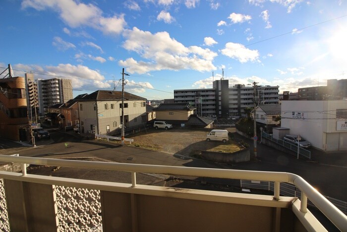 物件内観写真15　(室内からの展望)