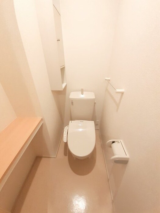 物件内観写真12　(トイレ)