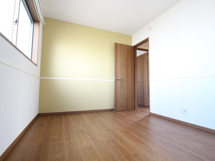 物件内観写真11　(居室)