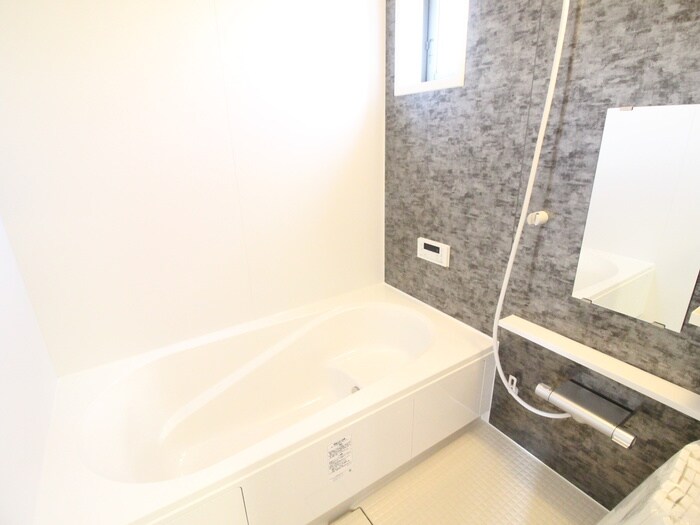 物件内観写真13　(バス／シャワールーム等)