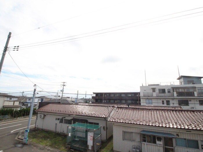 物件内観写真17　(室内からの展望)