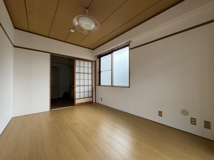 物件内観写真13　(居室)