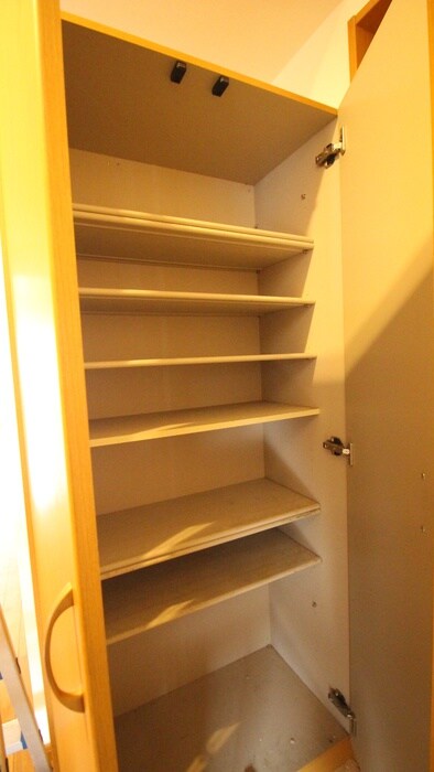 物件内観写真18　(靴箱)