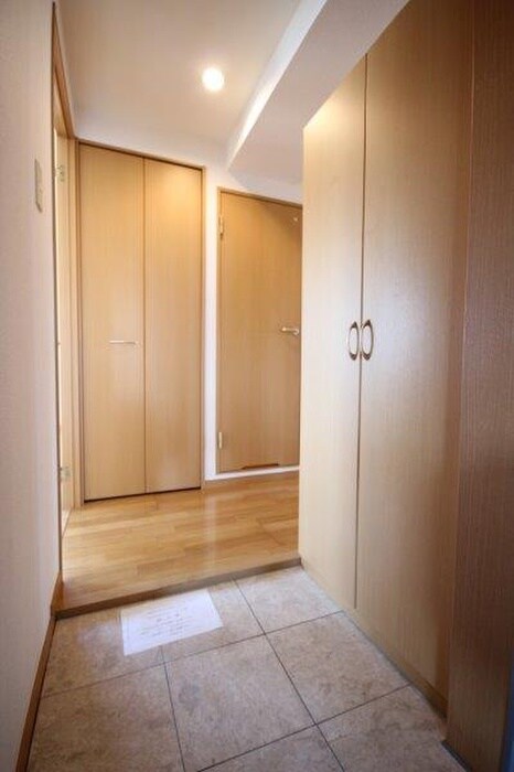 物件内観写真19　(廊下)