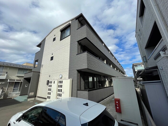 物件外観写真2　(外観写真)