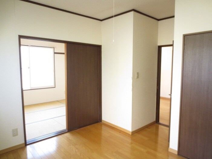 物件内観写真17　(居室)