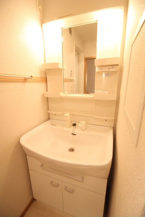 物件内観写真10　(洗面)