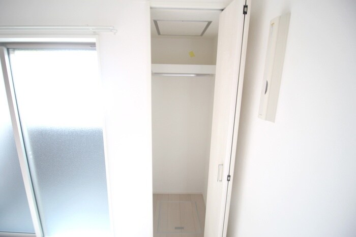 物件内観写真10　(収納)