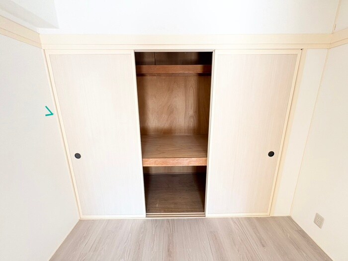 物件内観写真16　(収納)