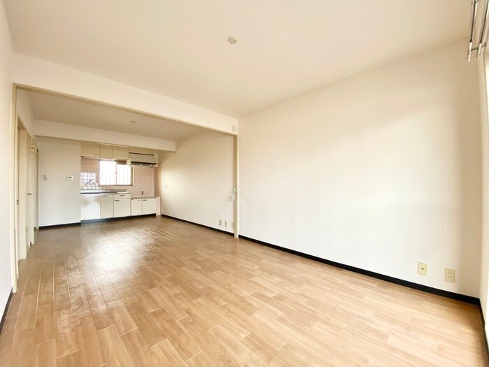 物件内観写真9　(居室)