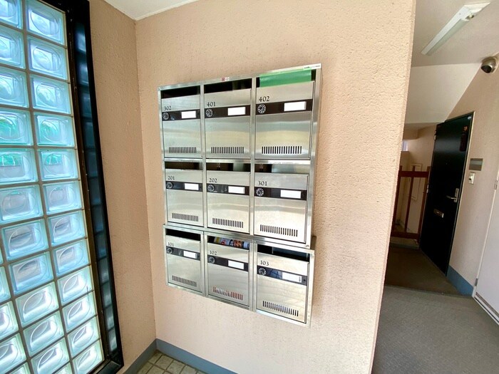 物件外観写真4　(建物設備)