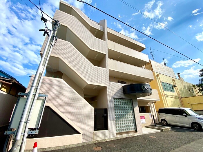 物件外観写真6　(エントランス部分)