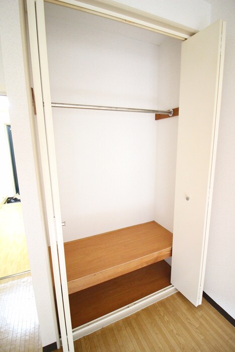 物件内観写真12　(収納)