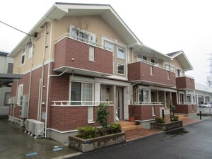 M　three外観写真