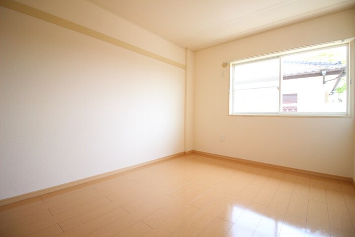 物件内観写真12　(居室)