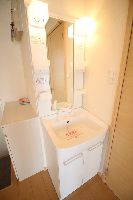 物件内観写真16　(洗面)