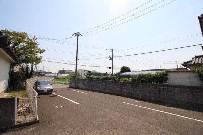 物件内観写真22　(室内からの展望)