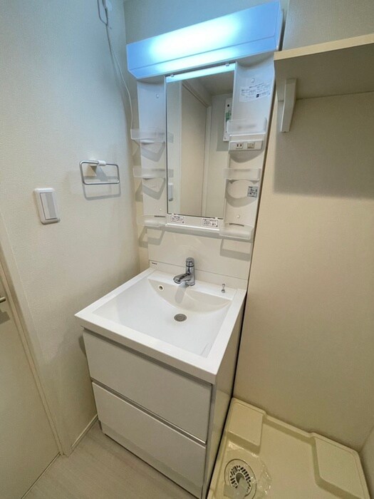 物件内観写真11　(洗面)