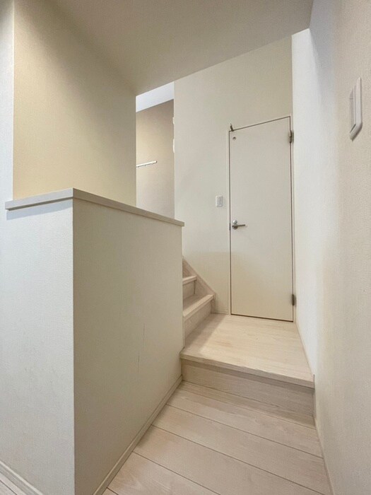 物件内観写真16　(廊下)