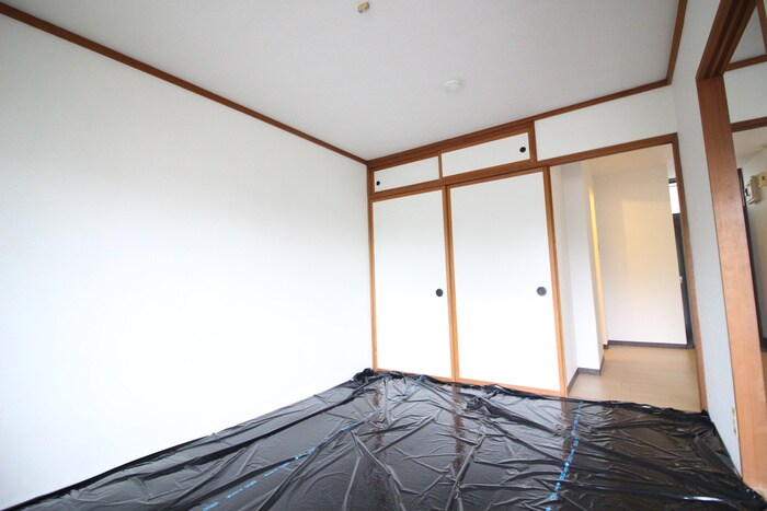 物件内観写真9　(居室)