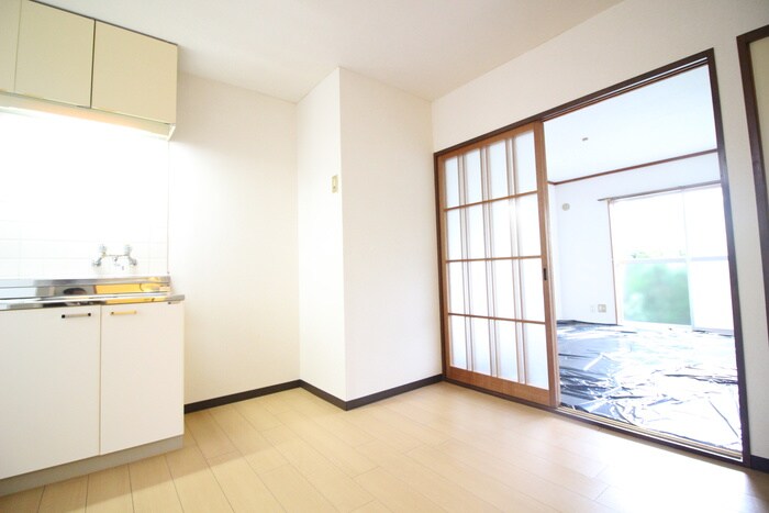 物件内観写真13　(廊下)