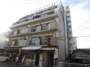 ユミハウス原町外観写真