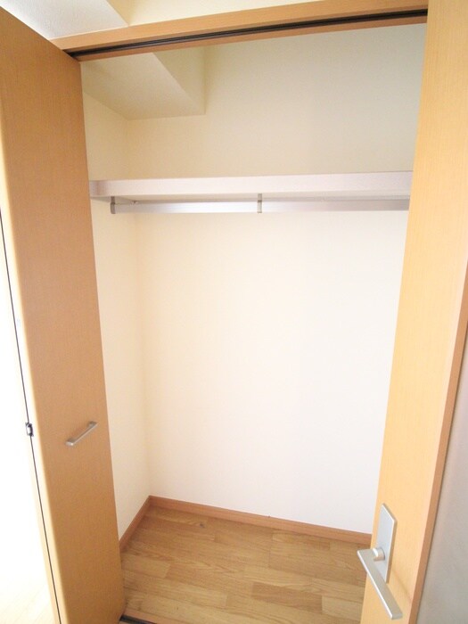 物件内観写真11　(収納)