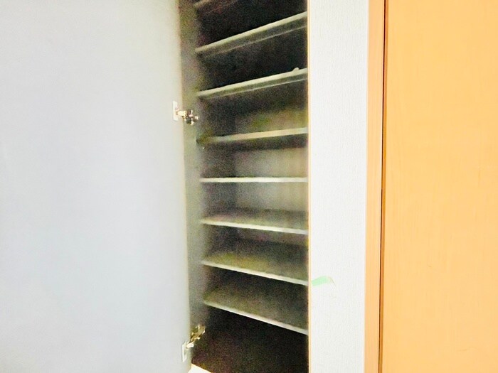 物件内観写真16　(靴箱)