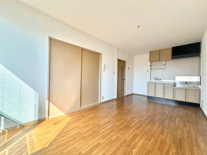 物件内観写真8　(居室)