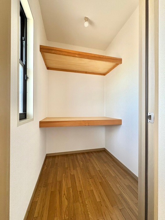 物件内観写真10　(収納)