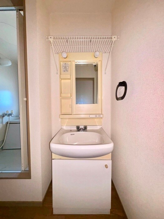 物件内観写真14　(洗面)