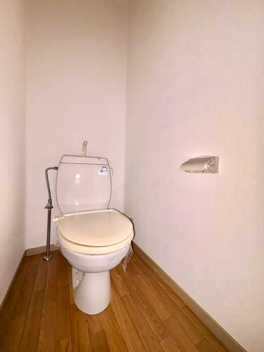 物件内観写真15　(トイレ)