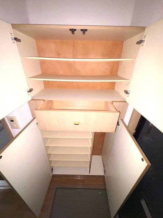 物件内観写真18　(靴箱)