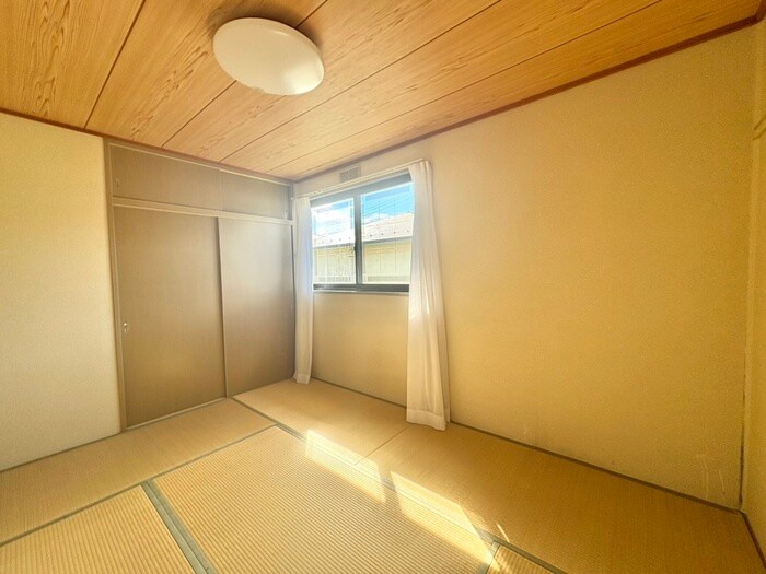 物件内観写真8　(居室)