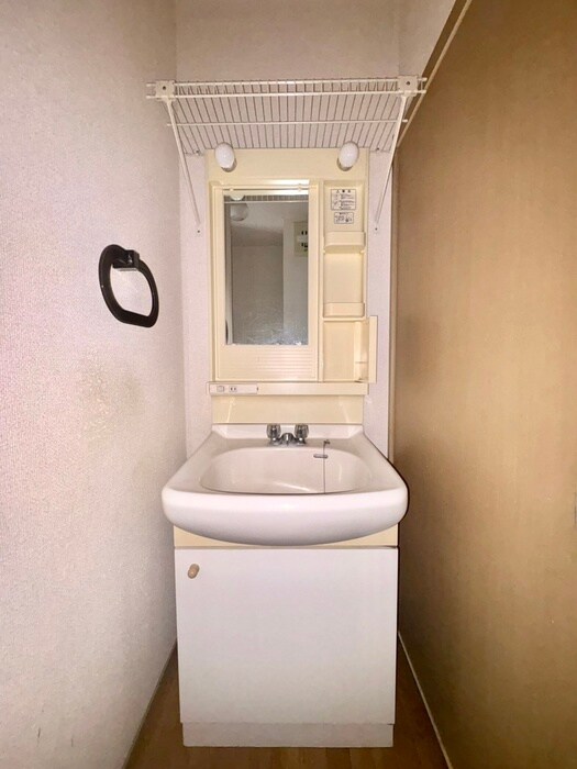 物件内観写真13　(洗面)