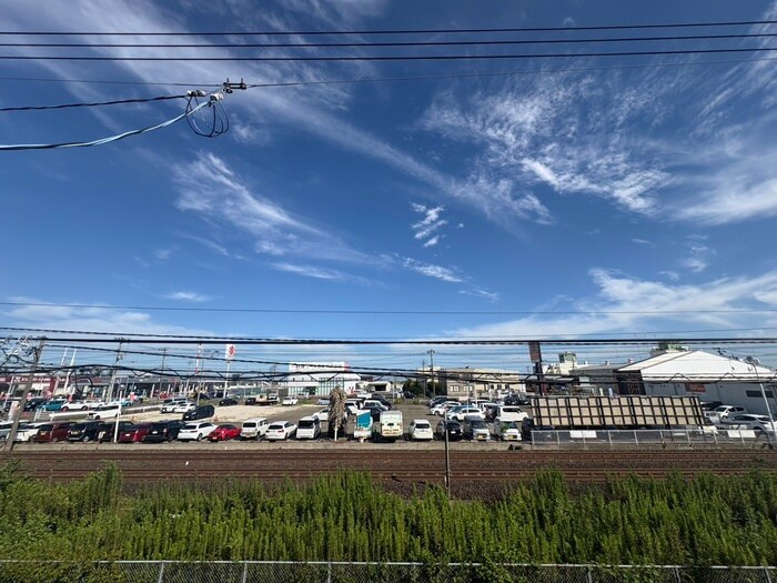 物件内観写真20　(室内からの展望)