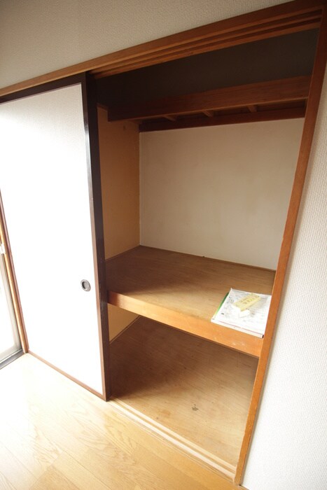 物件内観写真11　(収納)