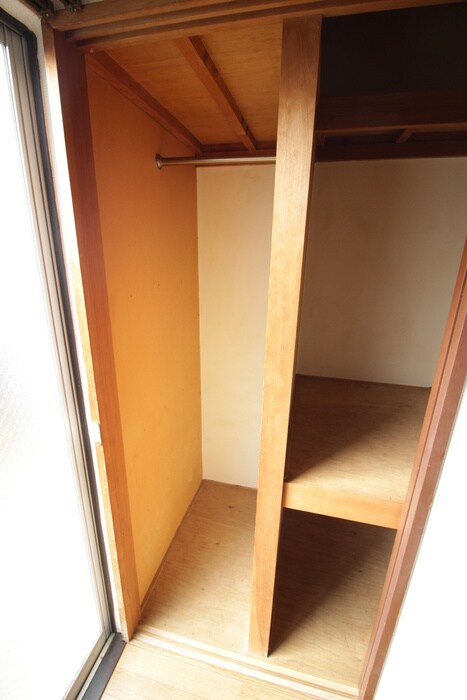 物件内観写真12　(収納)