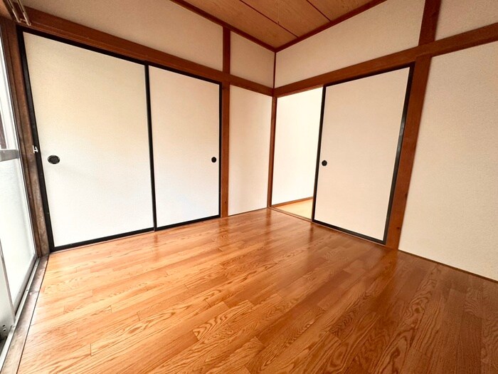 物件内観写真8　(居室)