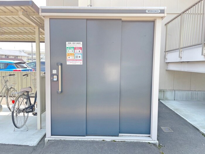 物件外観写真4　(建物設備)