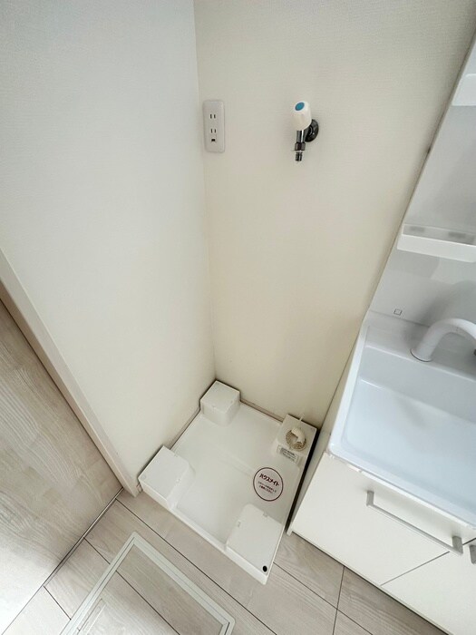 物件内観写真13　(洗濯機置場)