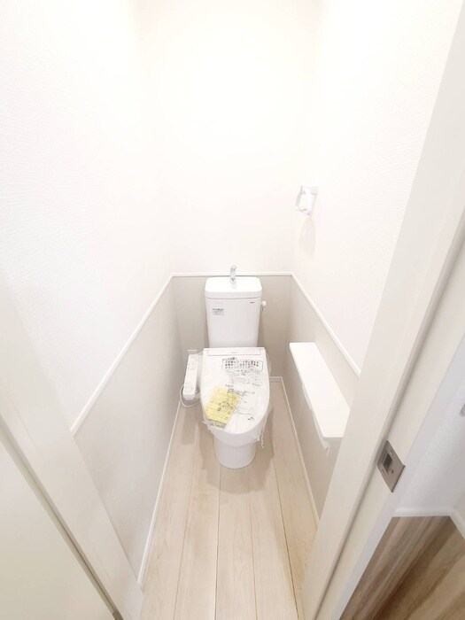 物件内観写真14　(トイレ)