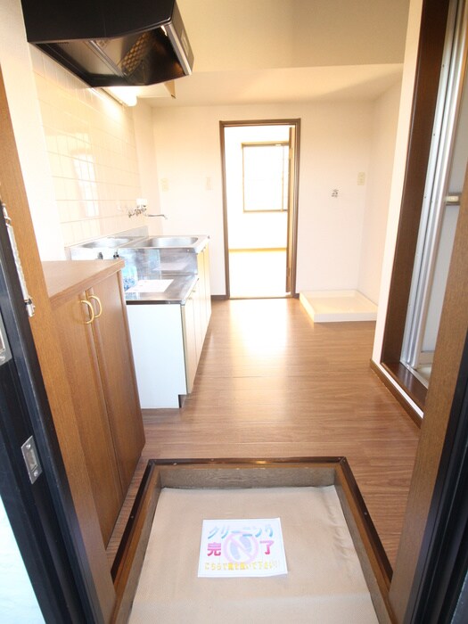 物件内観写真21　(玄関)