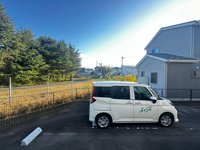 物件内観写真22　(室内からの展望)