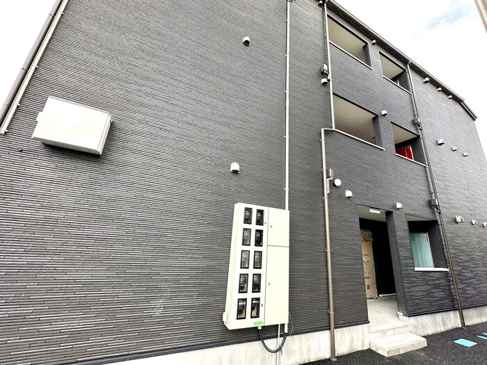 物件外観写真1　(外観写真)