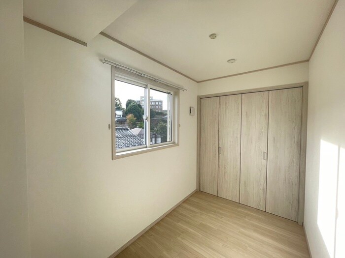 物件内観写真8　(居室)