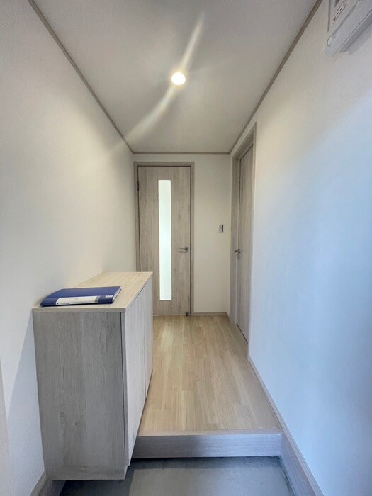 物件内観写真14　(廊下)